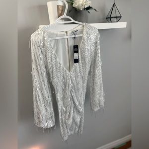 fashion Nova white and silver dress with V neck. never worn.